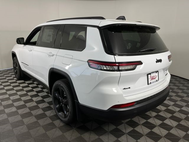 2025 Jeep Grand Cherokee Limited photo 6