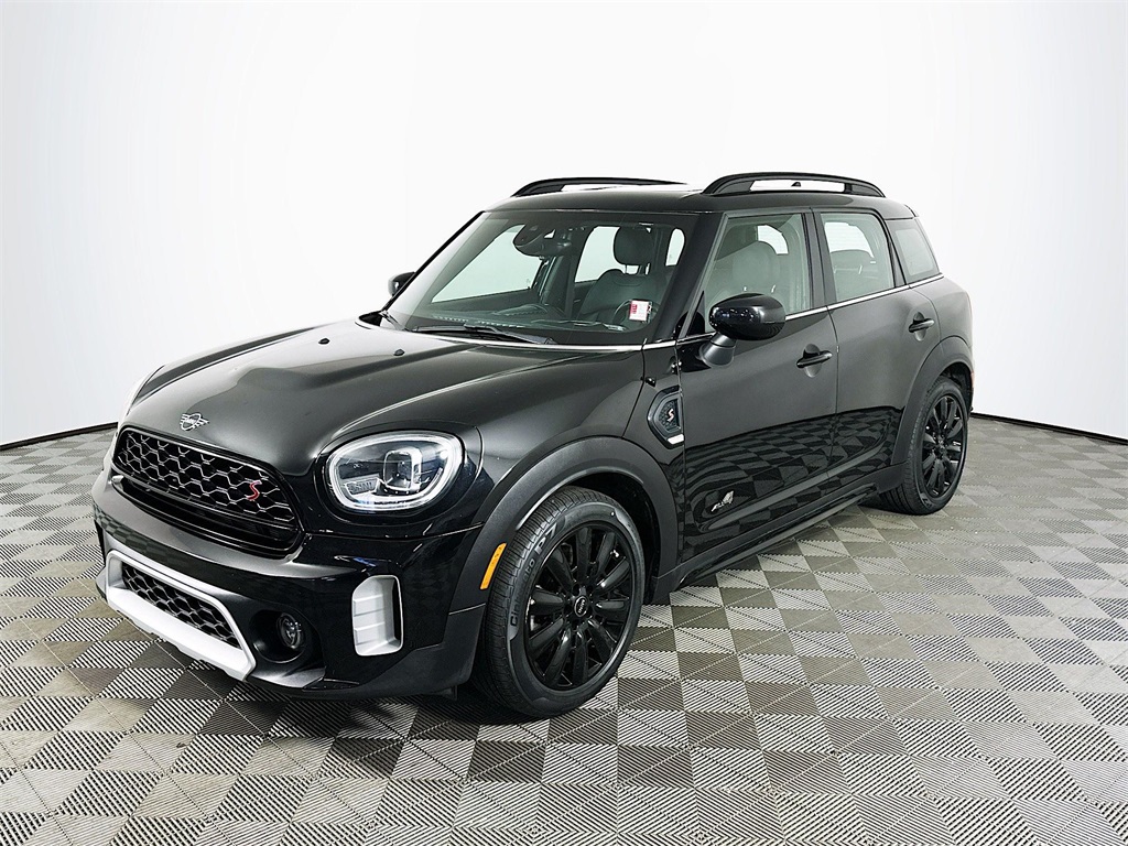 Used 2021 Midnight Black Metallic MINI ALL4 image 1