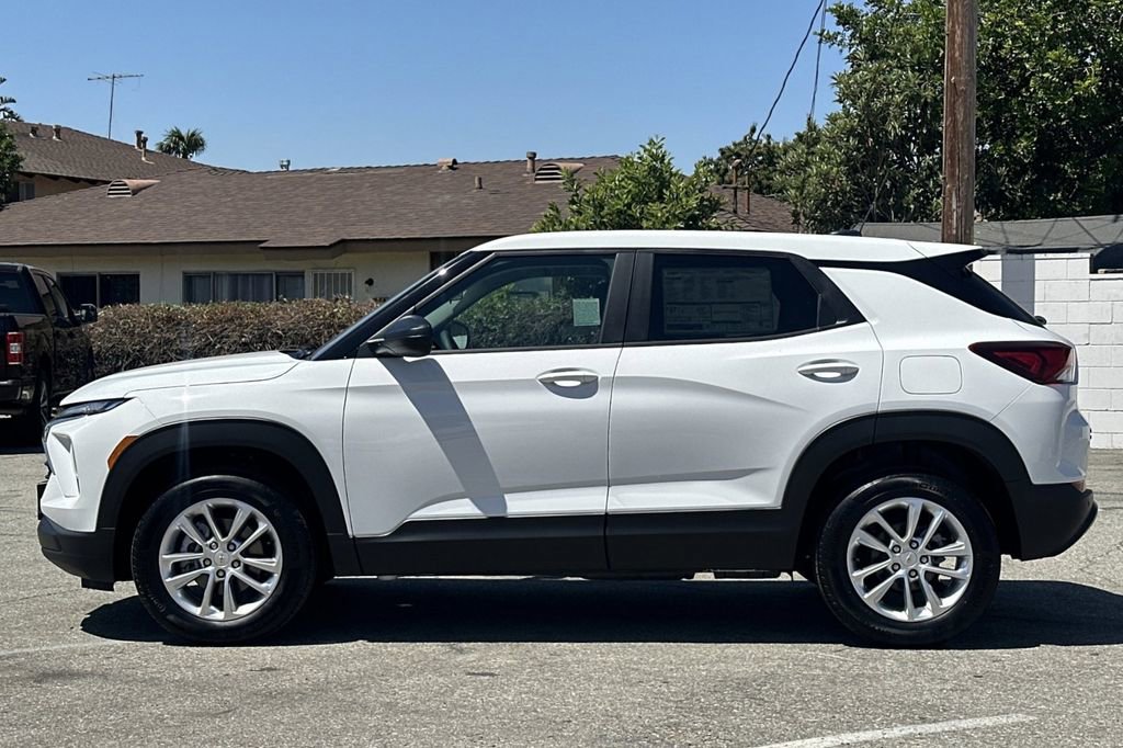 2026 Chevrolet Trailblazer LS photo 5