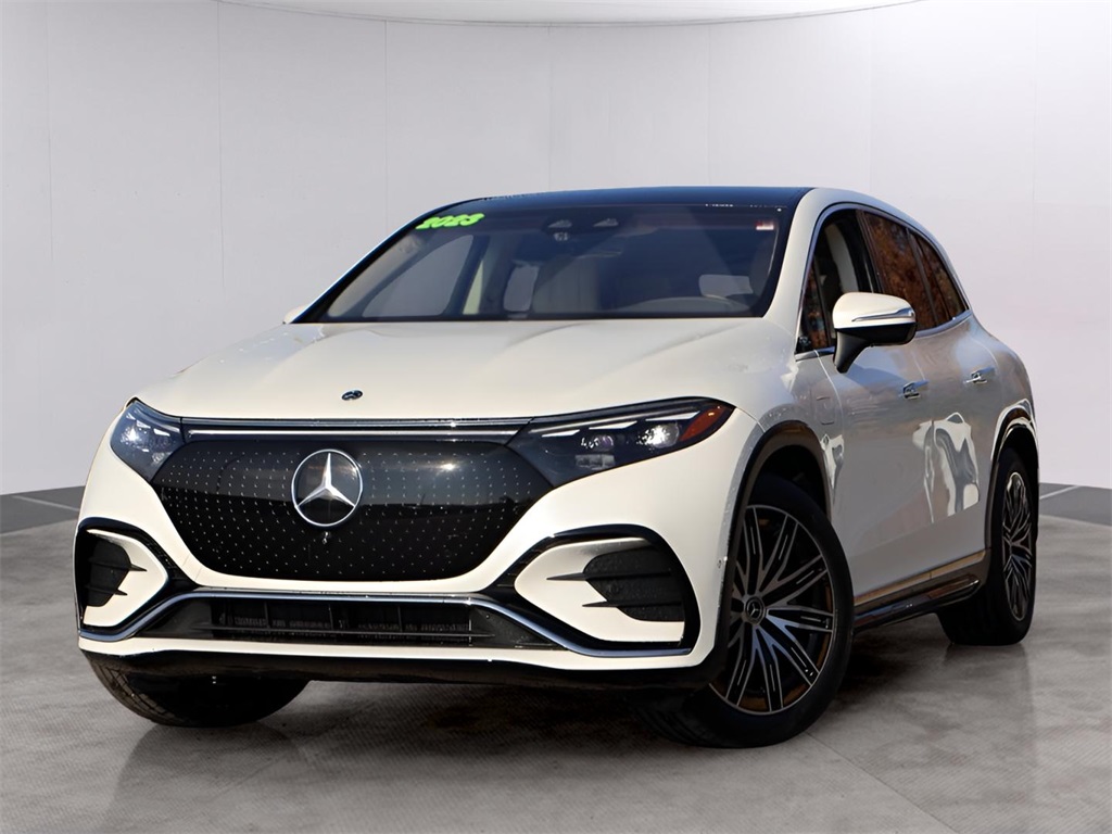2023 Mercedes-Benz EQS SUV Base's photo