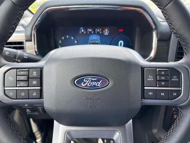 2025 Ford F-150 Lariat photo 26