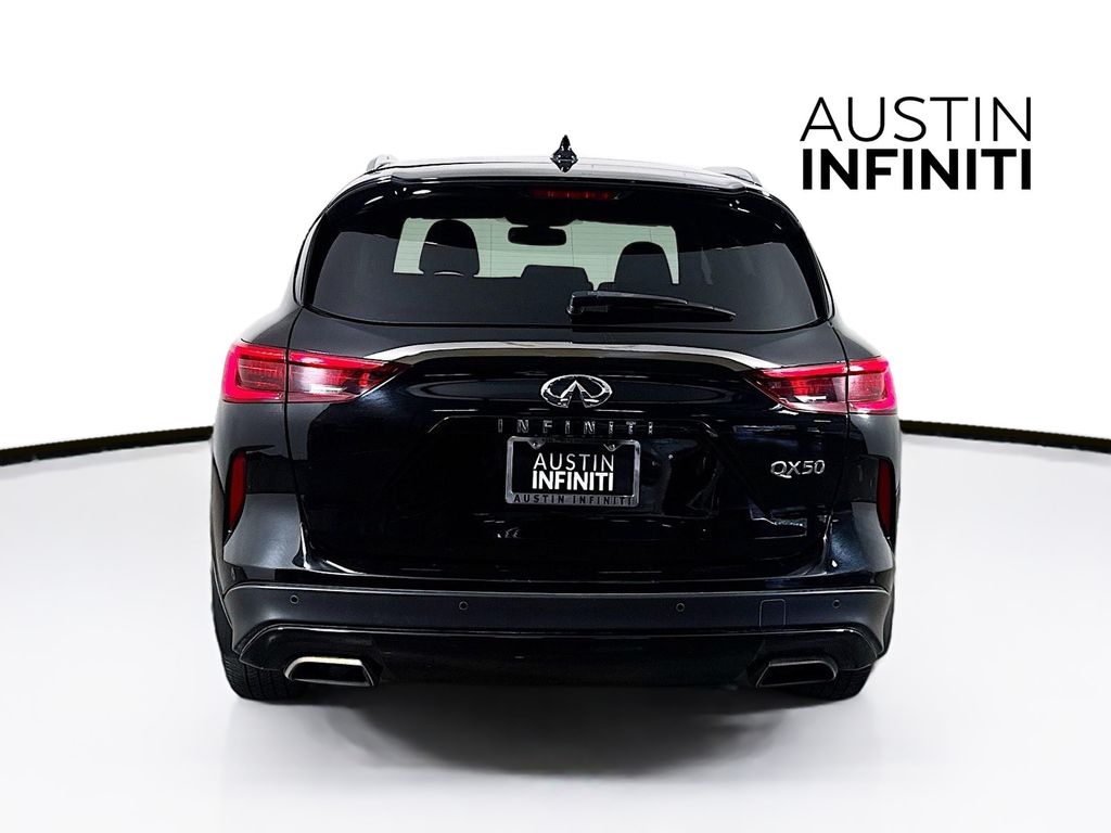 2021 Infiniti QX50 Luxe photo 4