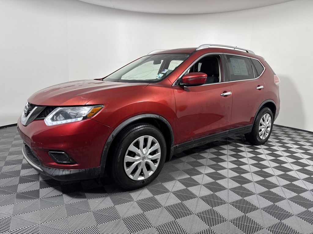 2016 Nissan Rogue S photo 2