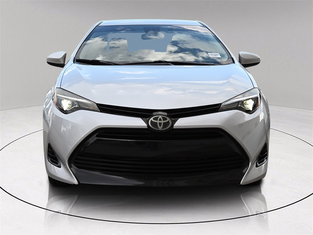 2019 Toyota Corolla L photo 2