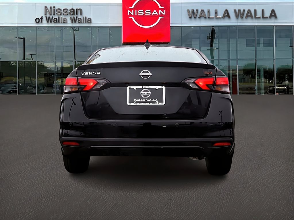 2025 Nissan Versa SR photo 6