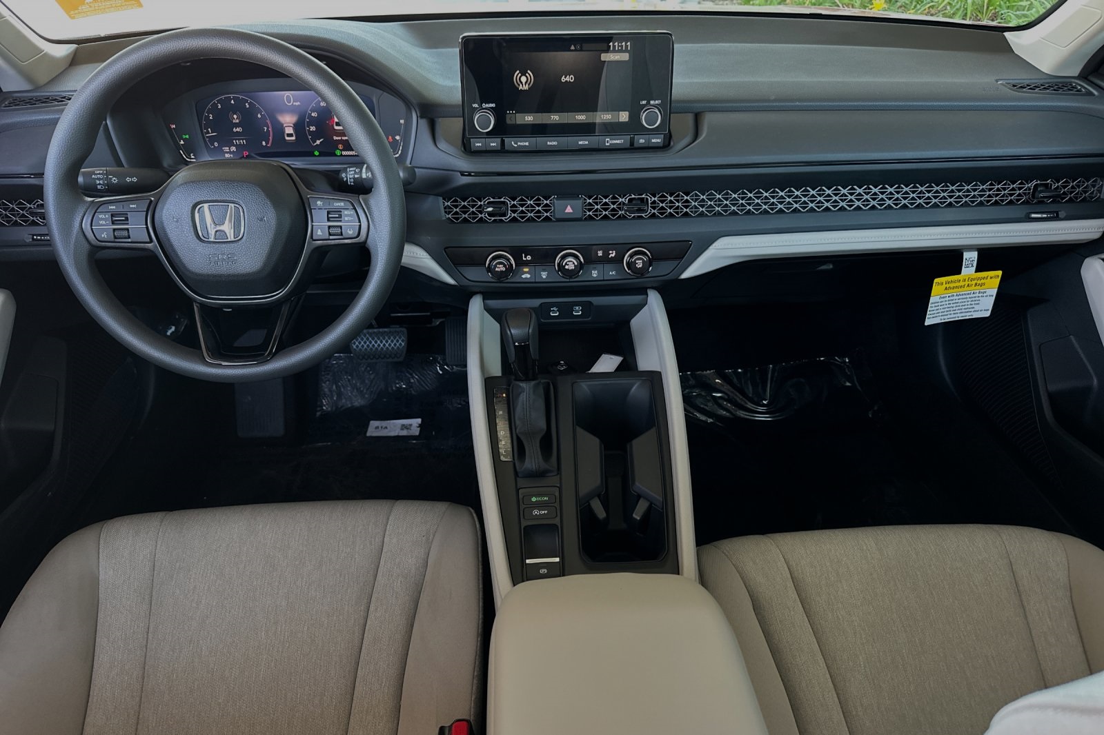 2025 Honda Accord LX photo 12