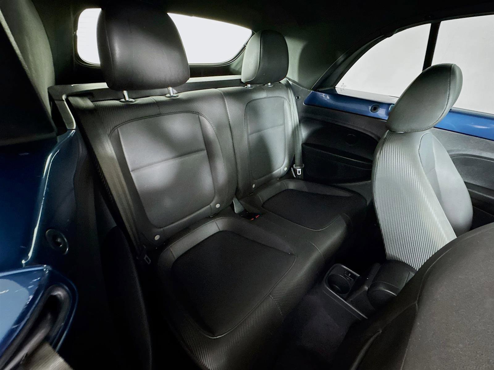 2019 Volkswagen Beetle Convertible S photo 21