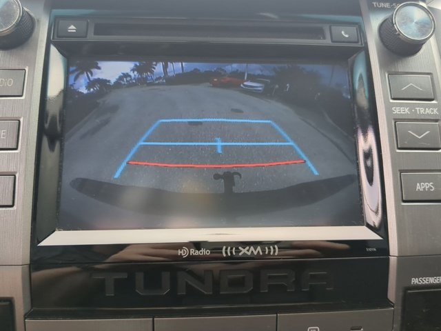 2016 Toyota Tundra SR5 photo 16