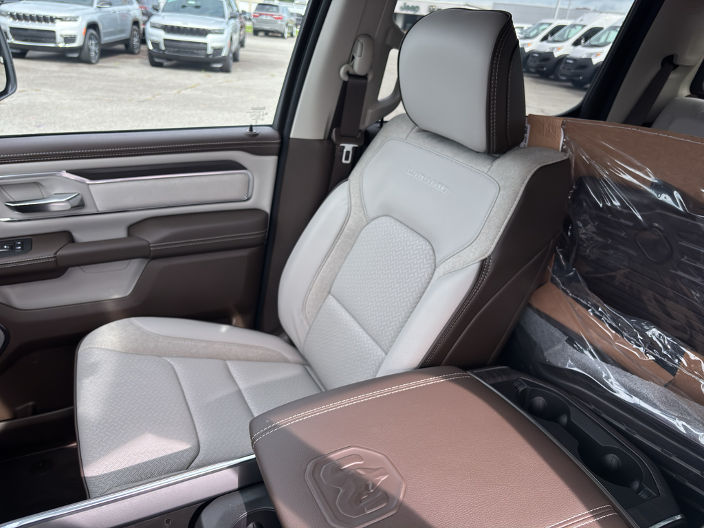 2026 Ram 1500 Laramie photo 27