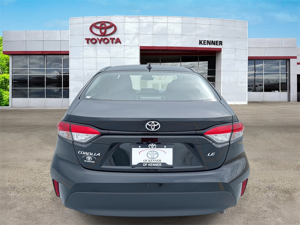 2024 Toyota Corolla LE photo 4