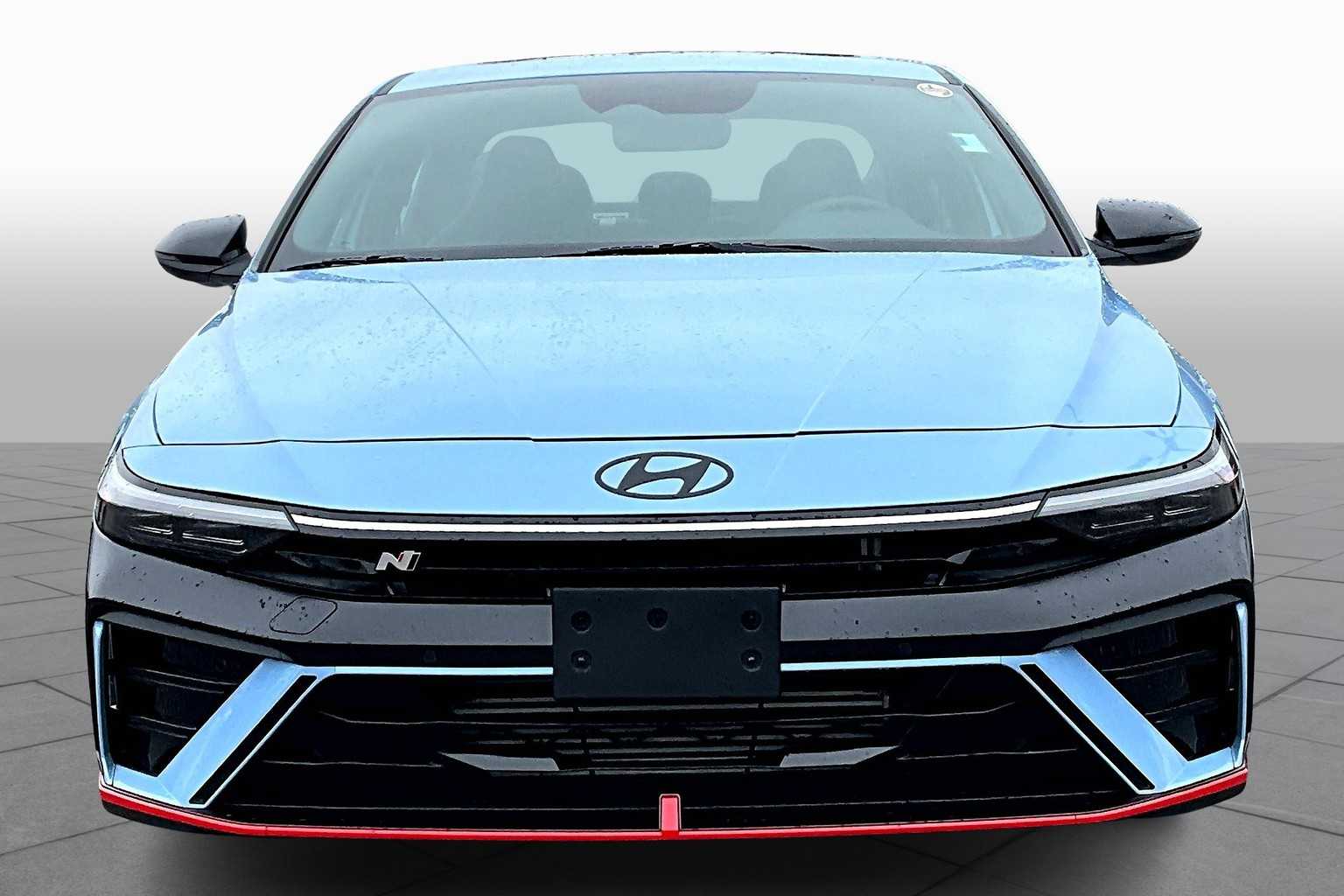 2025 Hyundai Elantra N photo 3