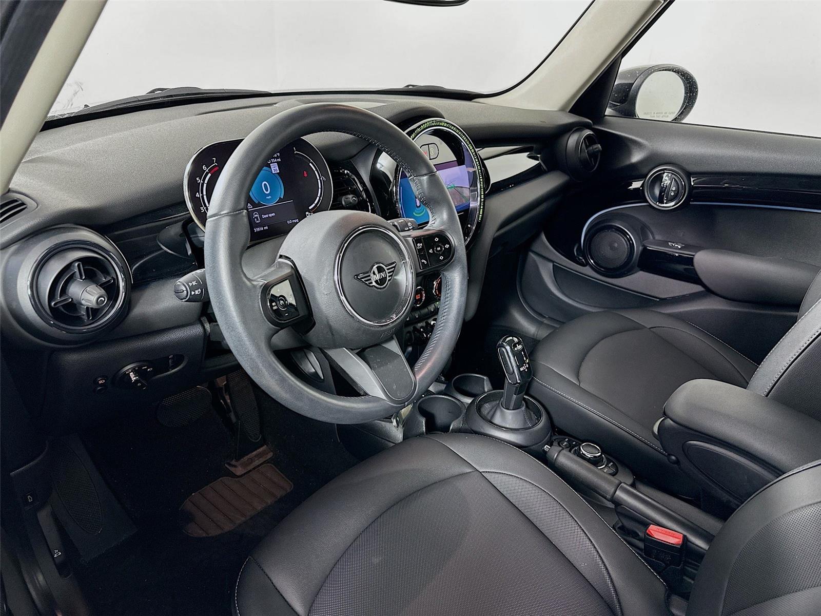 2023 Mini Cooper 4 Door Hardtop photo 5