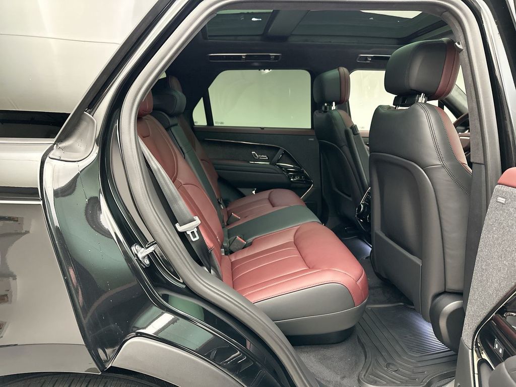 2025 Land Rover Range Rover Sport Autobiography photo 3