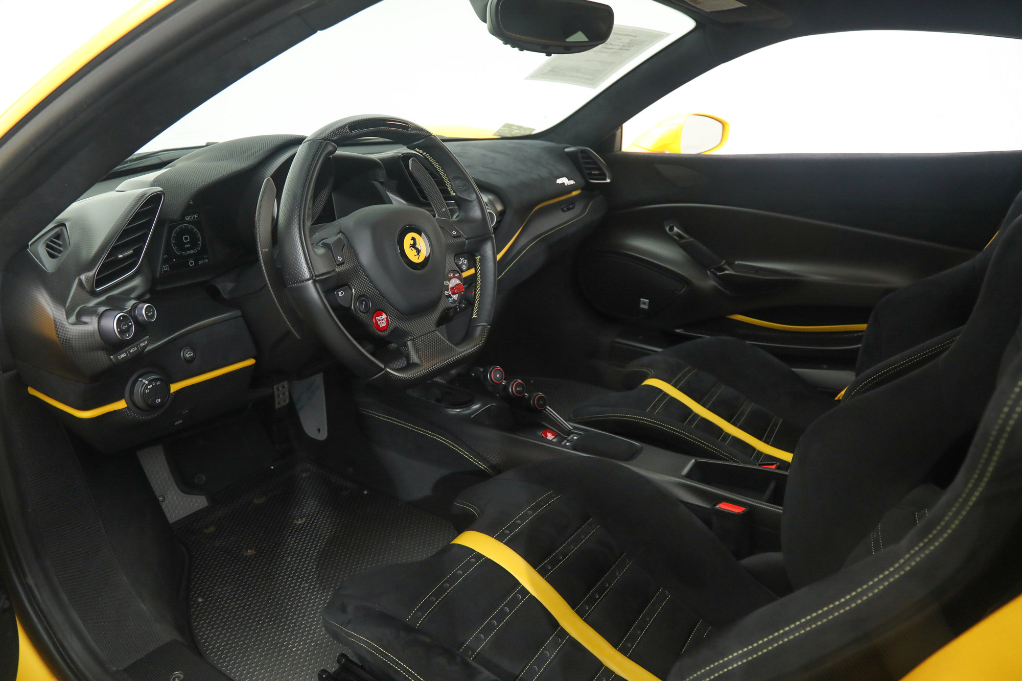 Certified Used 2020 Yellow Ferrari  image 2