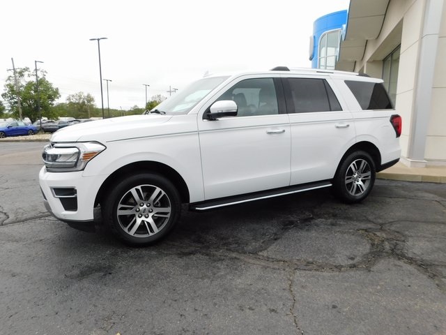 2022 Ford Expedition Limited photo 6