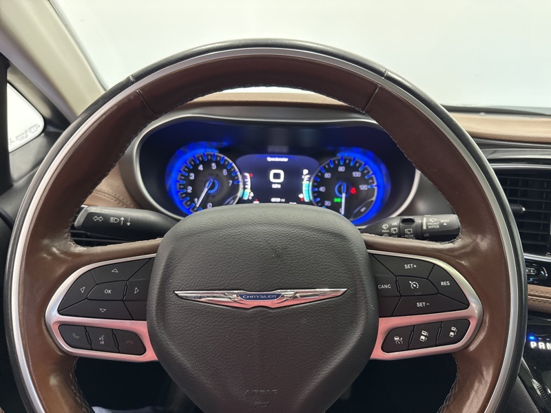 2019 Chrysler Pacifica Limited photo 25