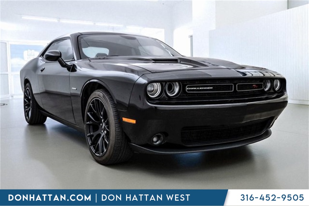 2015 Dodge Challenger R/T photo 30