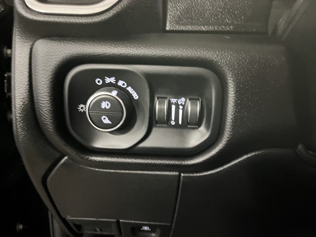 2022 Ram 2500 Laramie photo 18
