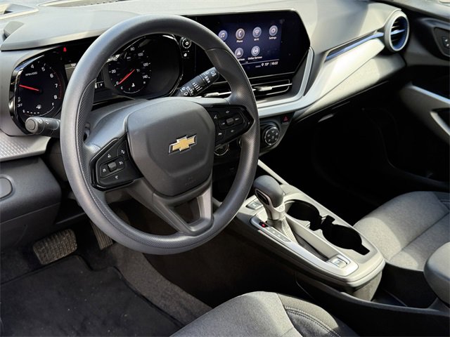 2024 Chevrolet Trax LS photo 15