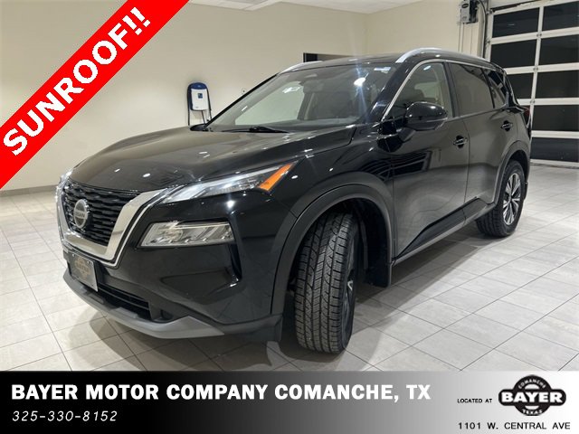 2021 Nissan Rogue SV's photo