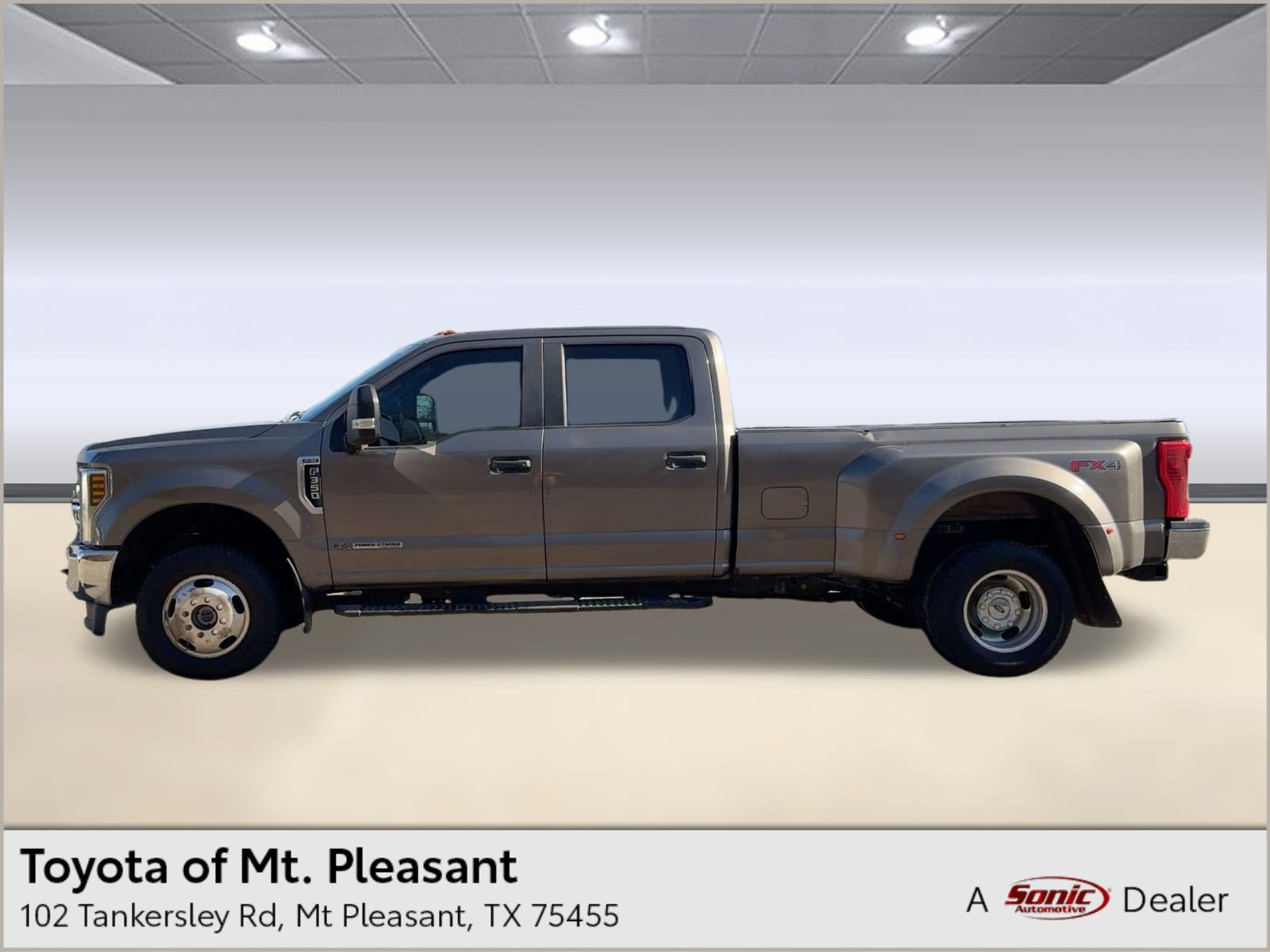 2019 Ford F-350 Super Duty XL's photo