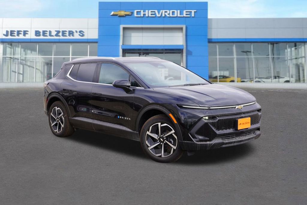 2026 Chevrolet Equinox EV 2LT's photo