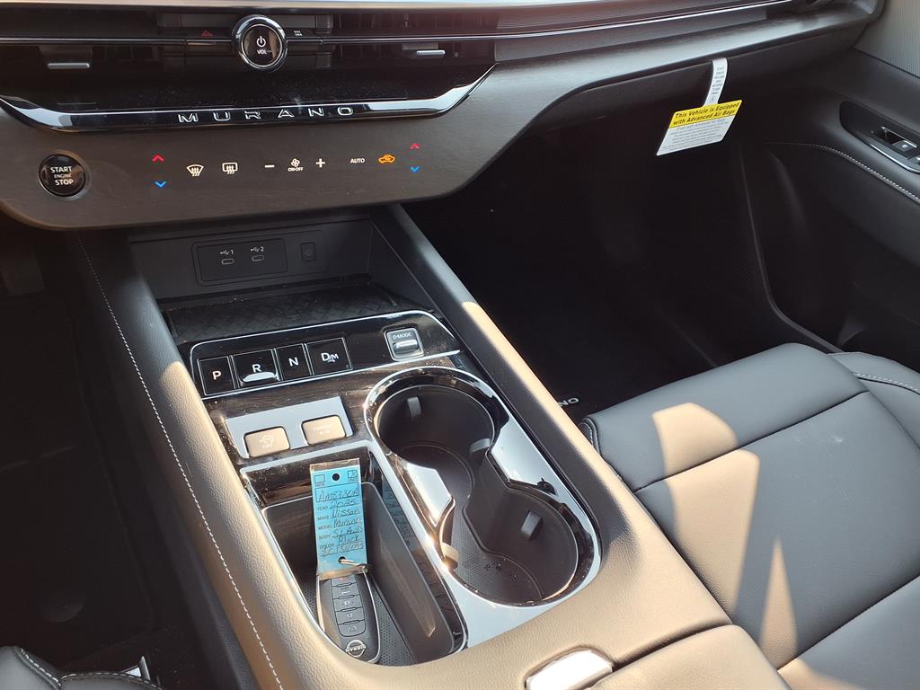 2025 Nissan Murano SL photo 9