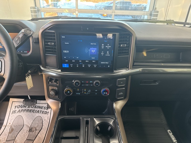 2025 Ford F-150 STX photo 16