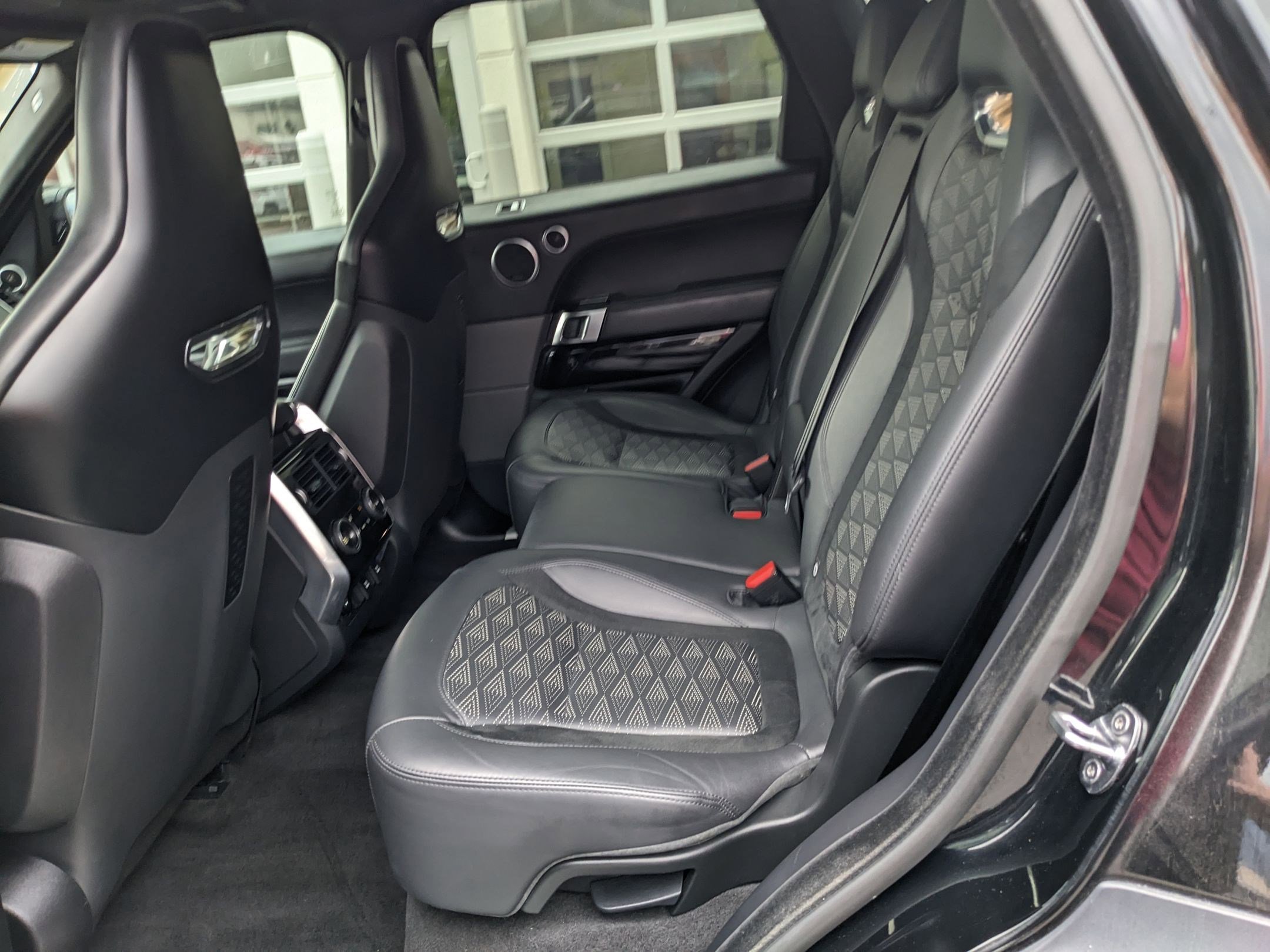 2021 Land Rover Range Rover Sport SuperCharged SVR photo 23