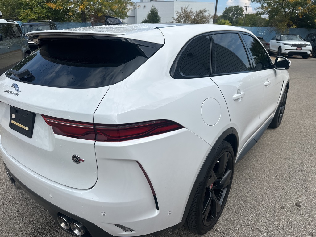 2023 Jaguar F-PACE SVR photo 14