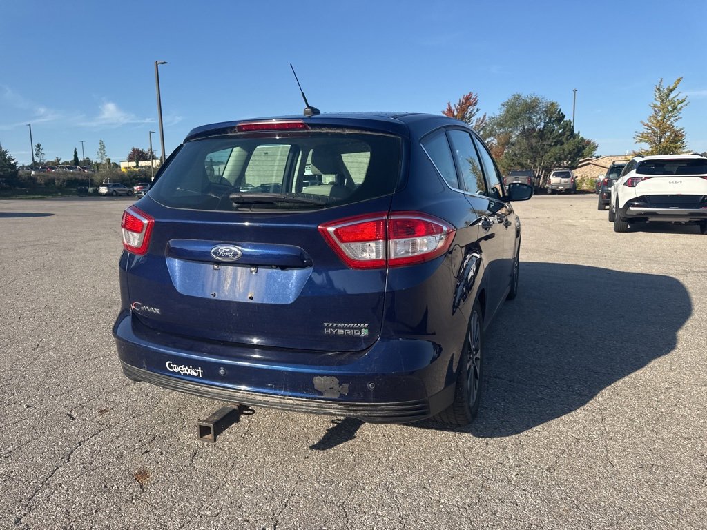 2017 Ford C-Max Hybrid Titanium photo 35