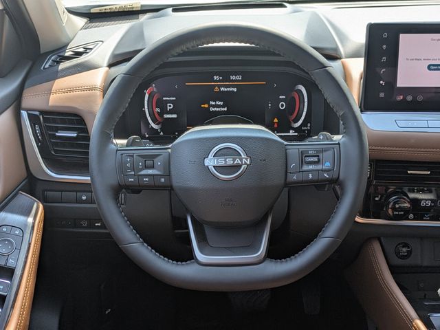 2025 Nissan Rogue Platinum photo 9