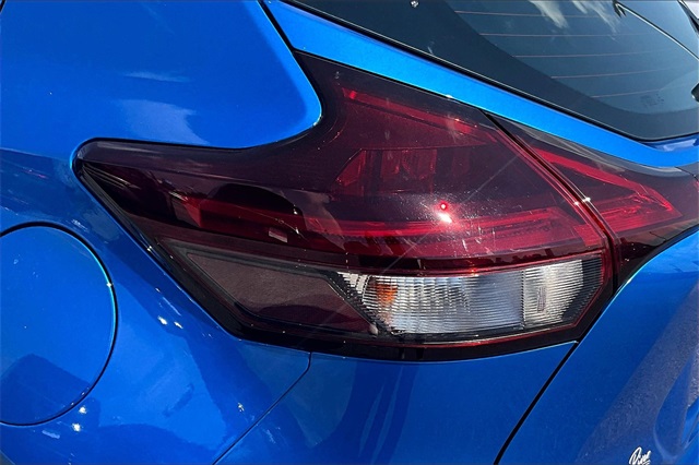 2022 Nissan Kicks S photo 21