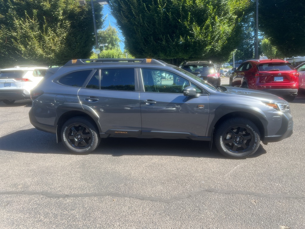 2022 Subaru Outback Wilderness photo 3