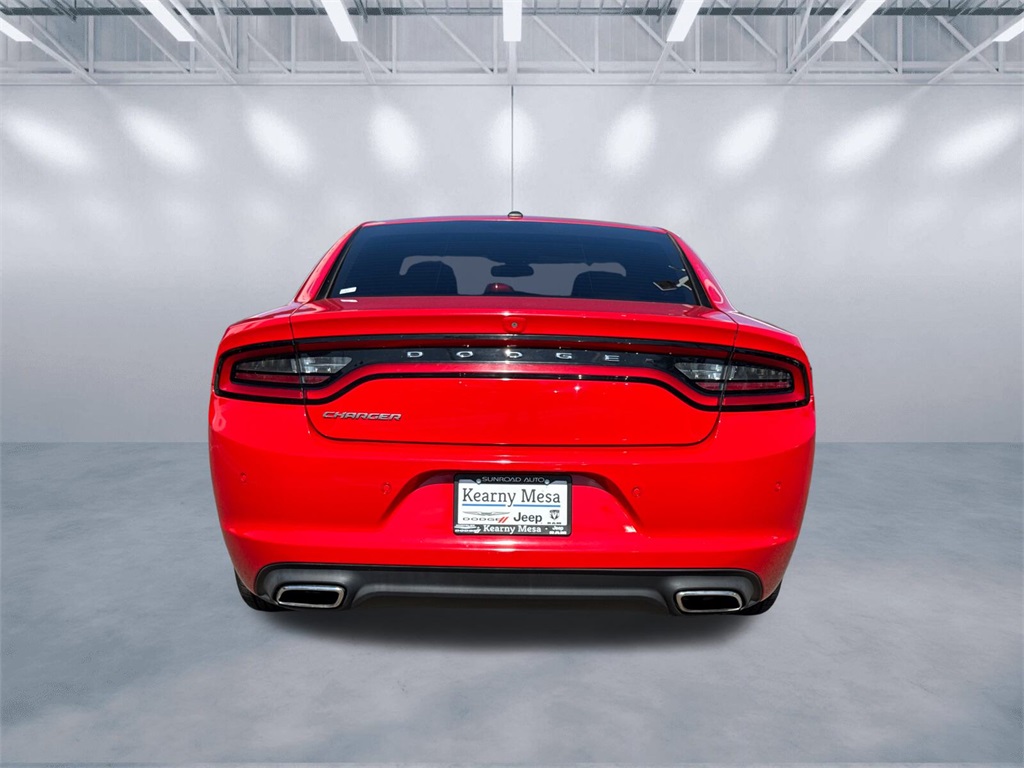 2021 Dodge Charger SXT photo 5