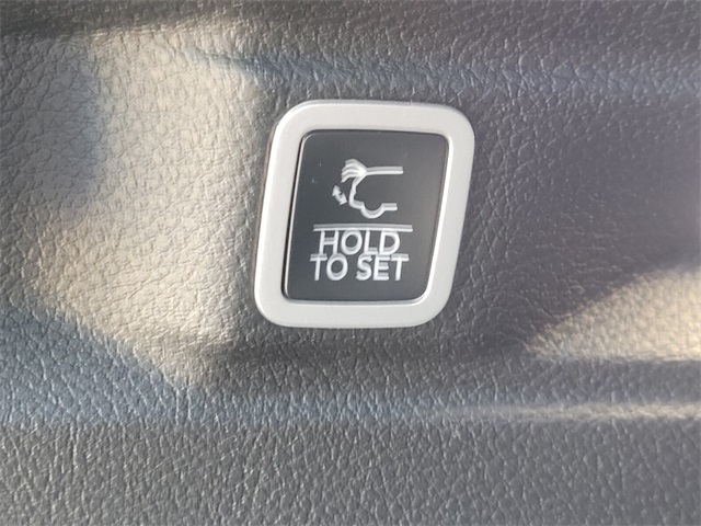 2024 Jeep Grand Cherokee Altitude X photo 10