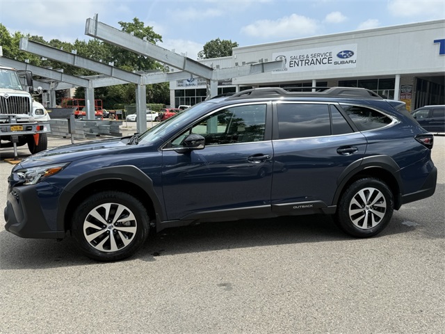 2025 Subaru Outback Premium photo 8