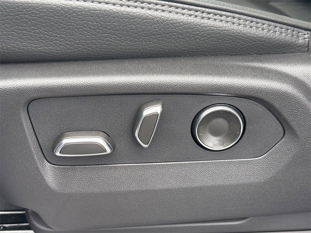 2026 Gmc Sierra 2500 Denali photo 17