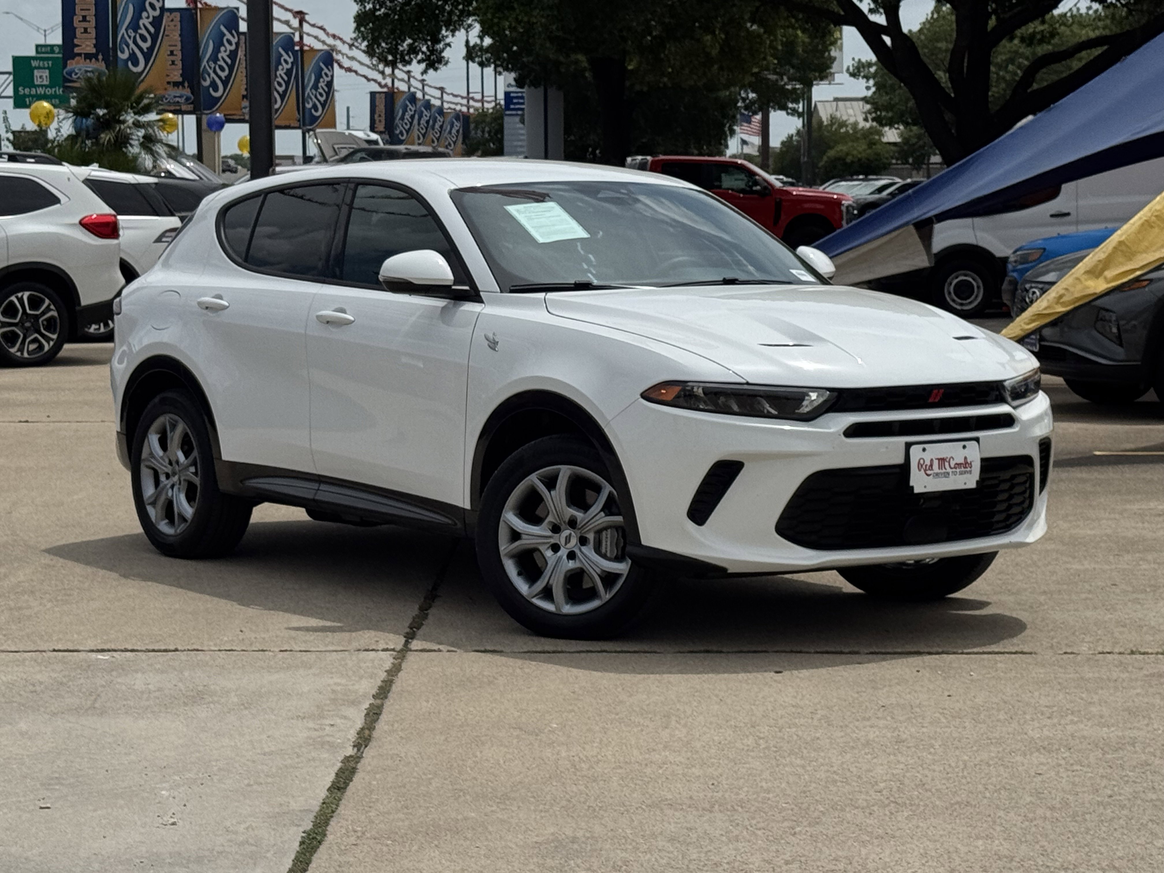 2024 Dodge Hornet R/T's photo