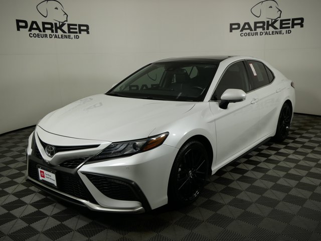 2023 Toyota Camry XSE's photo