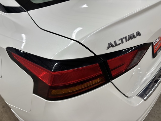 2023 Nissan Altima 2.5 SL photo 7