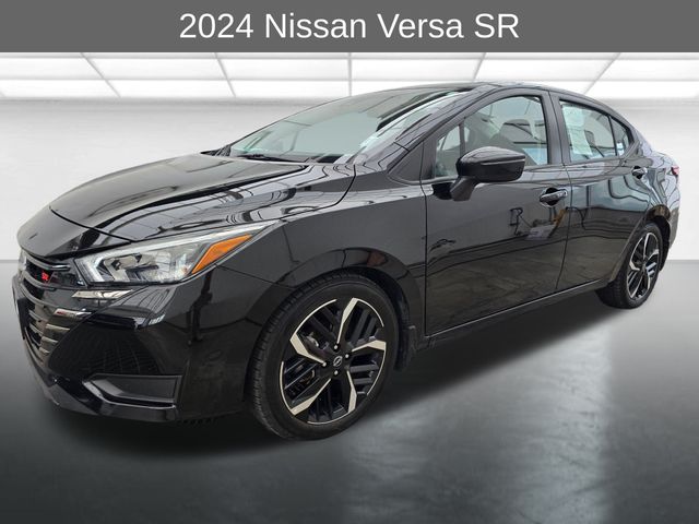 2024 Nissan Versa Sedan SR's photo
