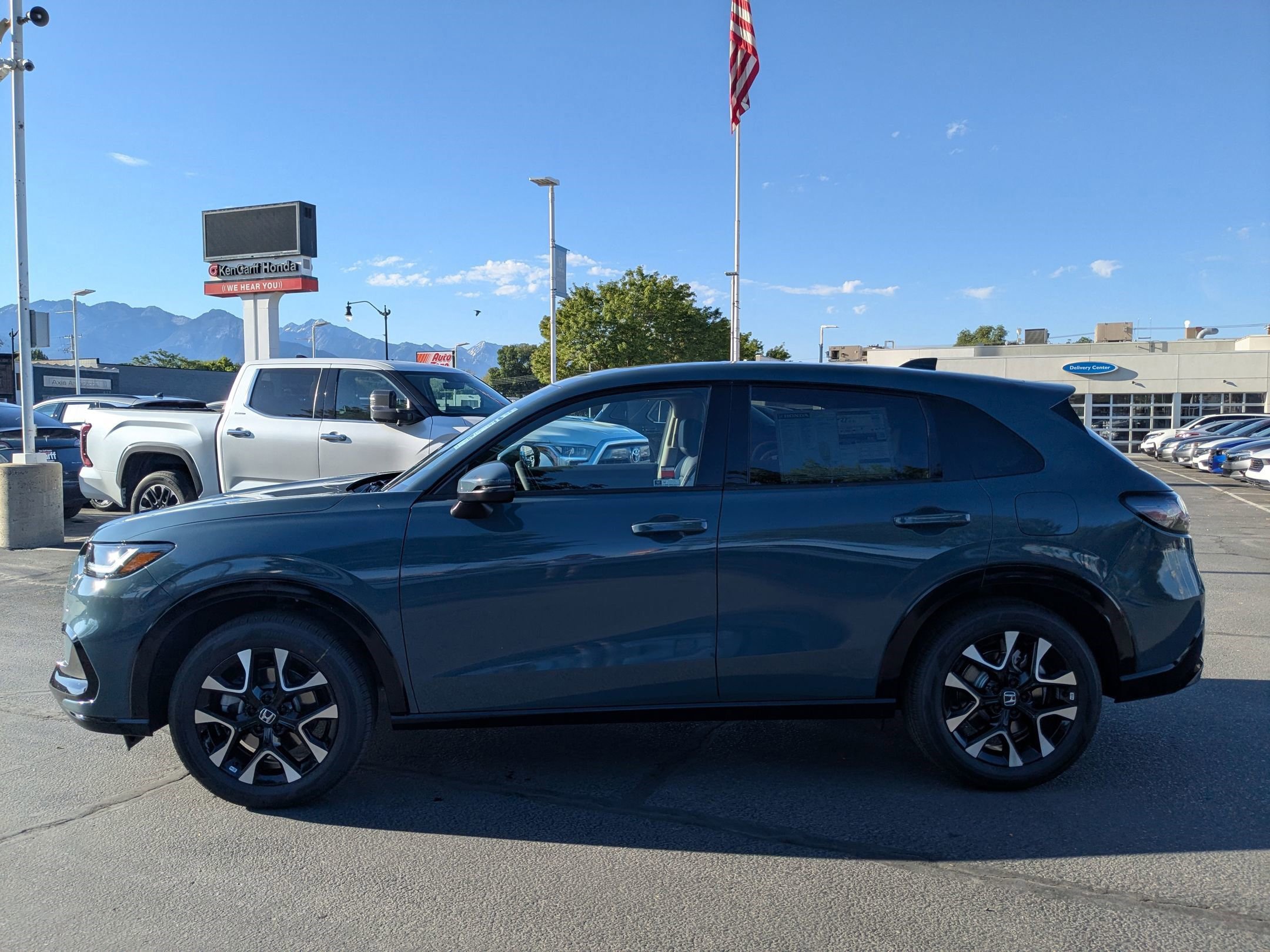 2026 Honda HR-V EX-L photo 6