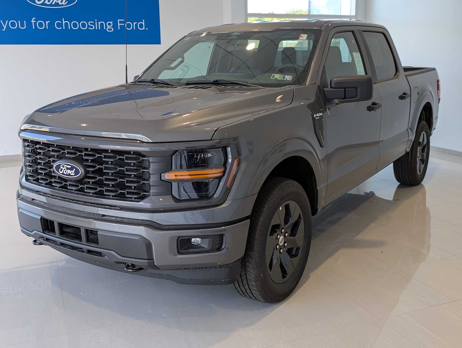 2025 Ford F-150 STX's photo