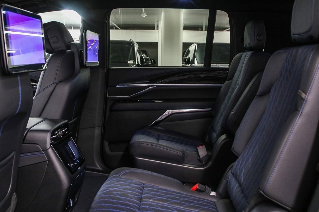 2026 Cadillac Escalade Sport photo 16