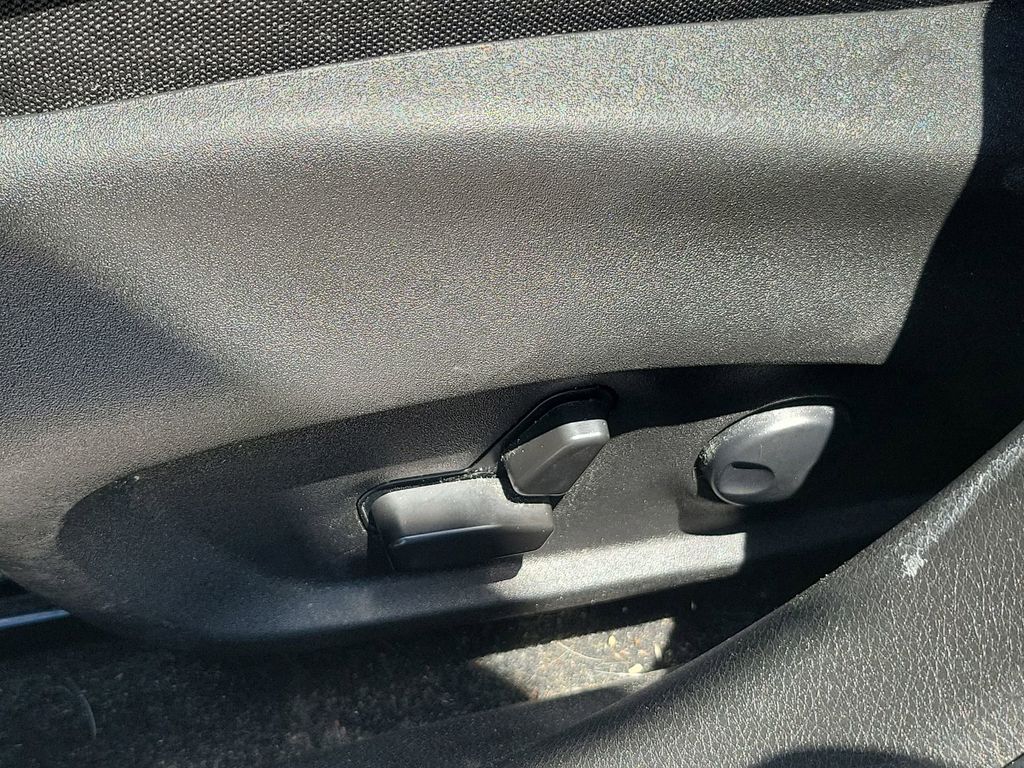 2022 Jeep Renegade Latitude photo 27