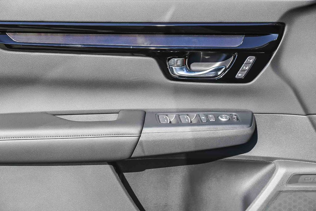 2026 Honda CR-V EX-L photo 19