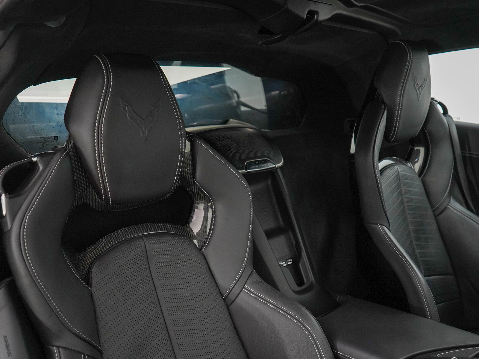 2021 Chevrolet Corvette 3LT photo 13