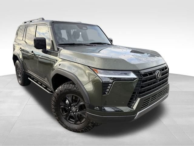 2024 Lexus GX Overtrail's photo