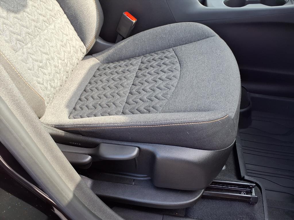 2024 Chevrolet Equinox LT photo 4